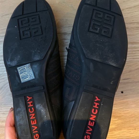 Givenchy Vintage Fashion Sneakers - Picture 3 of 6